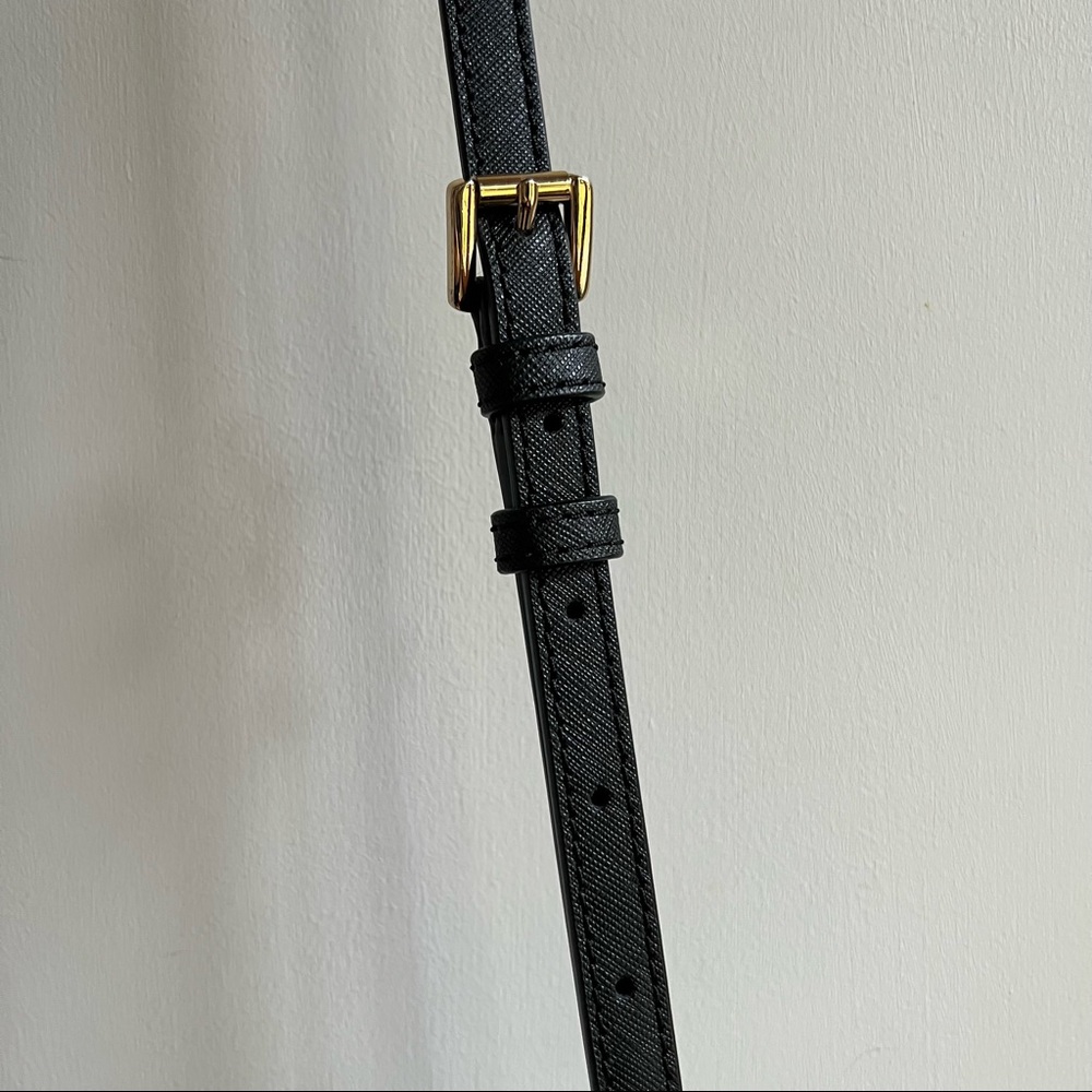 Michael Kors Black Saffiano Bag - Picture 6 of 10